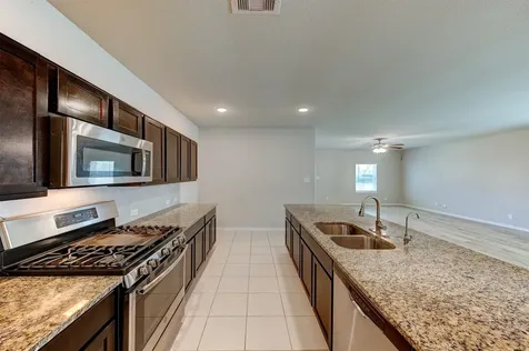 2164 Dale Street Alvin TX 77511