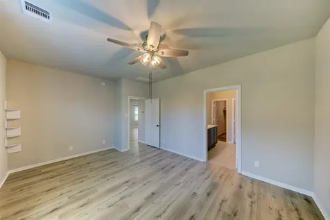 2164 Dale Street Alvin TX 77511