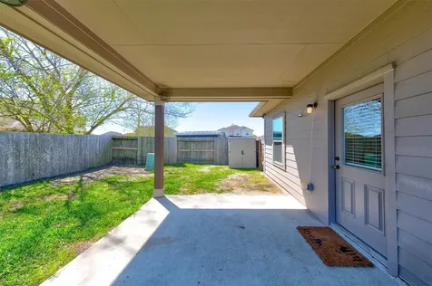 2164 Dale Street Alvin TX 77511