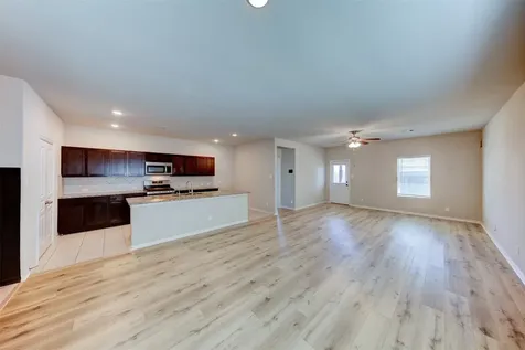 2164 Dale Street Alvin TX 77511