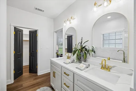 15415 Skyhawk Lane Beach City TX 77523