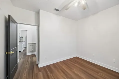 15415 Skyhawk Lane Beach City TX 77523