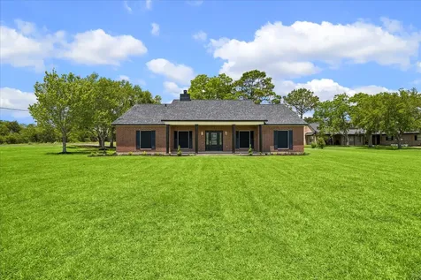 15415 Skyhawk Lane Beach City TX 77523