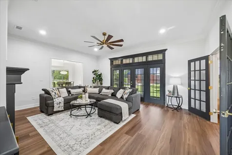 15415 Skyhawk Lane Beach City TX 77523
