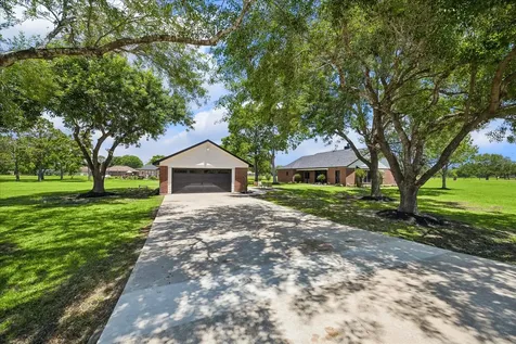 15415 Skyhawk Lane Beach City TX 77523
