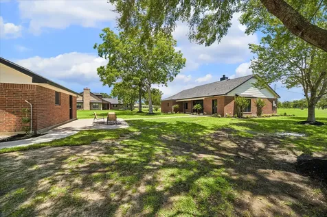 15415 Skyhawk Lane Beach City TX 77523
