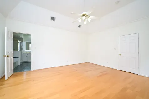 1915 Woodbury Street Houston TX 77030