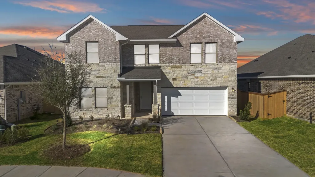 1907 Stargazer Lane Angleton TX 77515