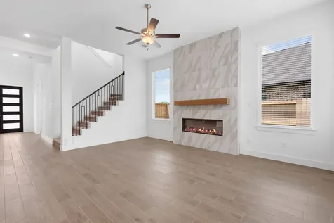 11806 Salty Bend Drive Mont Belvieu TX 77523