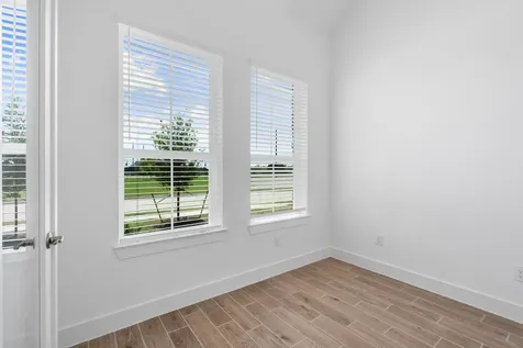 11806 Salty Bend Drive Mont Belvieu TX 77523