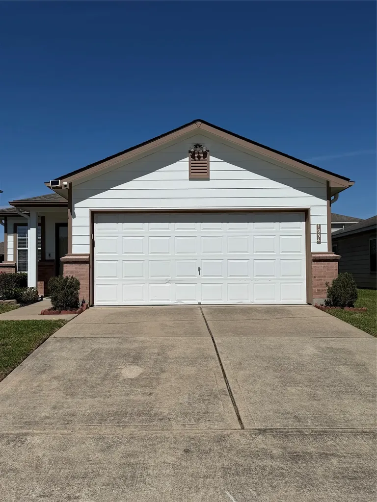 1934 Robcrest Way Missouri City TX 77489