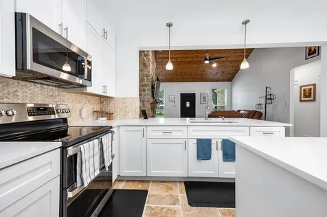 8032 Short Rd Road Needville TX 77461
