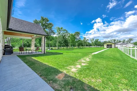 8032 Short Rd Road Needville TX 77461