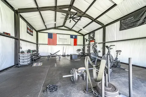 8032 Short Rd Road Needville TX 77461