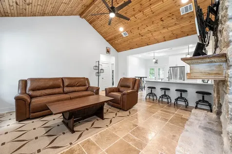 8032 Short Rd Road Needville TX 77461