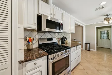 13917 Countryside Street Santa Fe TX 77517