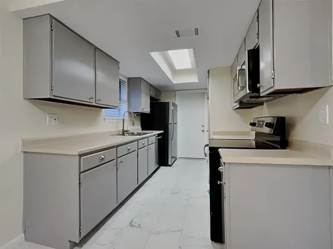 16418 Forest Bend Avenue Friendswood TX 77546