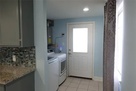 1102 Winnie Street A Galveston TX 77550