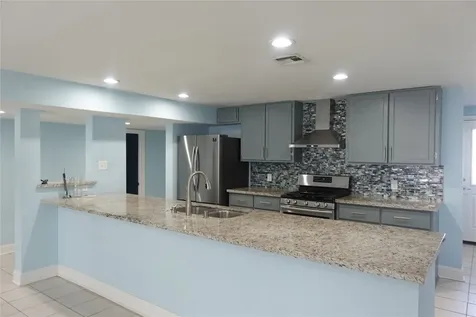 1102 Winnie Street A Galveston TX 77550