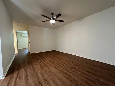 1231 Sycamore Avenue A Huntsville TX 77340
