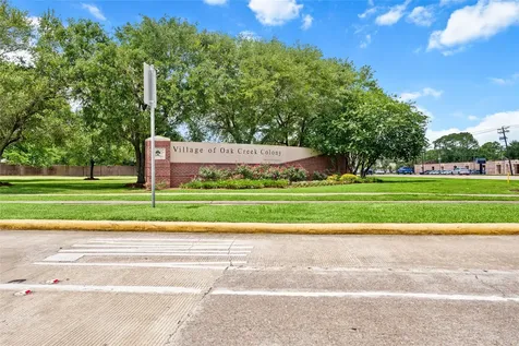 606 Biscayne Bend Lane League City TX 77573