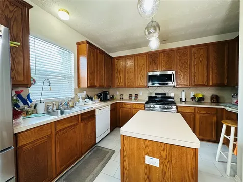 2316 Highland Crossing Drive Conroe TX 77304