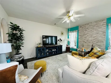 2316 Highland Crossing Drive Conroe TX 77304