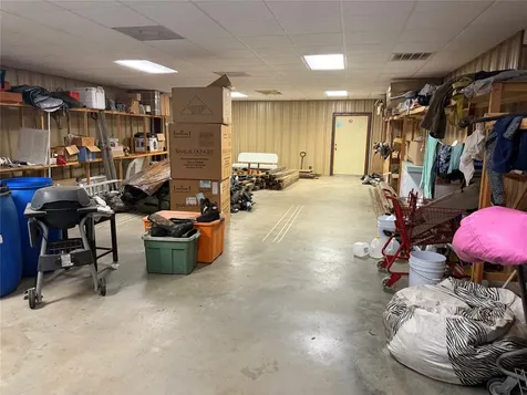 224 E Main Street Clute TX 77531