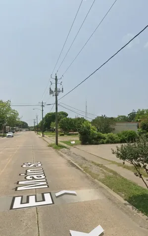 224 E Main Street Clute TX 77531