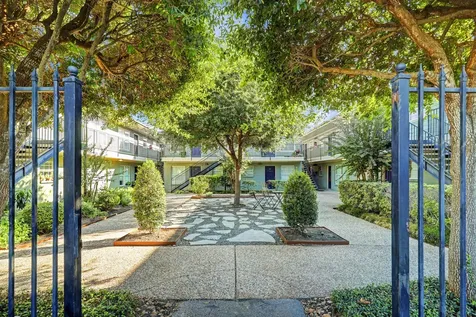 214 W 17th Street 3 Houston TX 77008