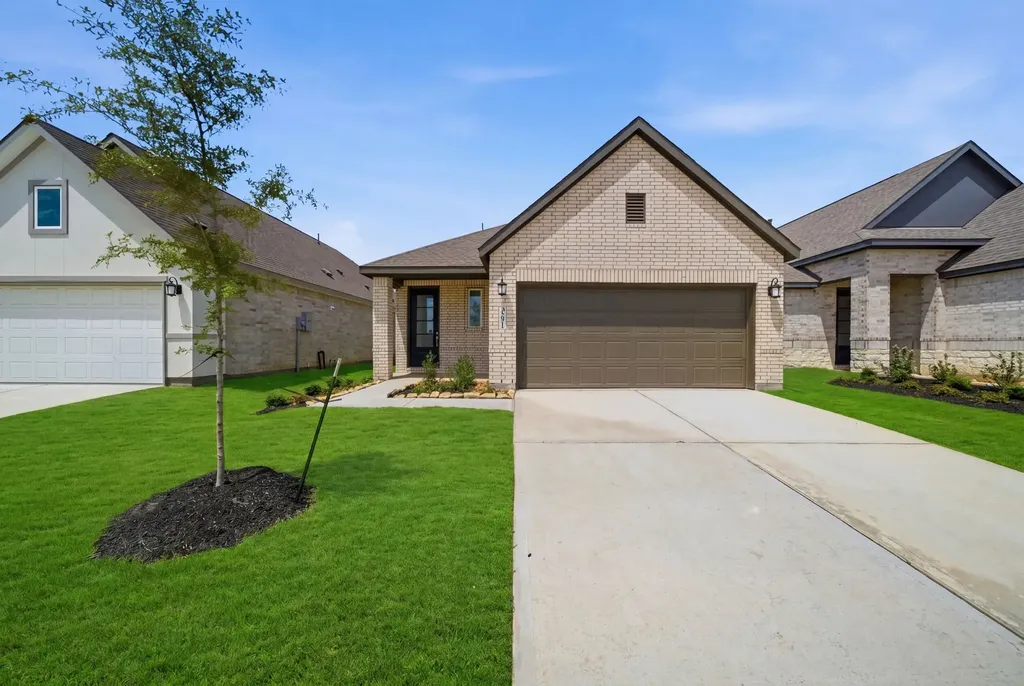 21611 Colonial Meadow Creek Trail Waller TX 77484
