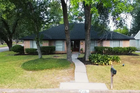 7146 Bayou Forest Drive Houston TX 77088