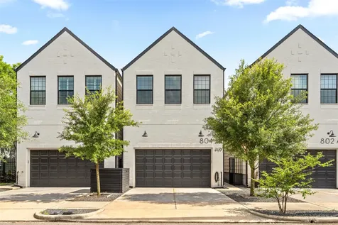 804 Aurora Street Houston TX 77009