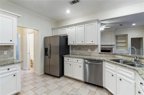 4709 Shoal Creek Drive College Station TX 77845