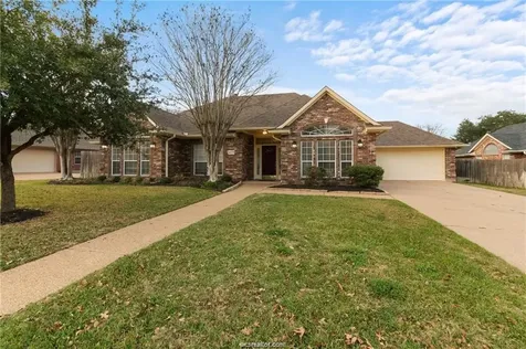 4709 Shoal Creek Drive College Station TX 77845
