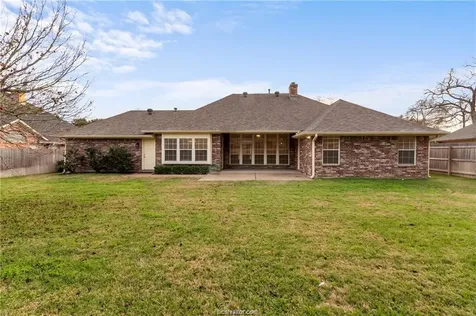 4709 Shoal Creek Drive College Station TX 77845