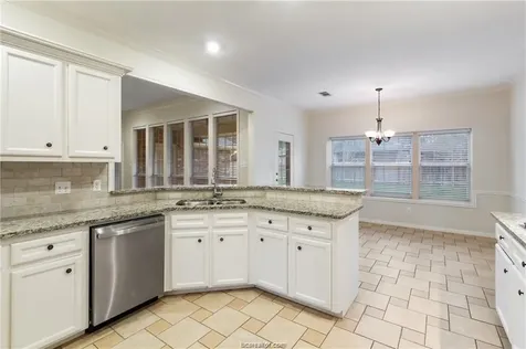 4709 Shoal Creek Drive College Station TX 77845