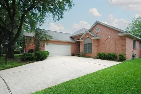 2727 Gregway Lane Missouri City TX 77459
