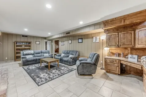 1100 Broadmoor Drive Bryan TX 77802