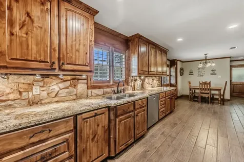 1100 Broadmoor Drive Bryan TX 77802