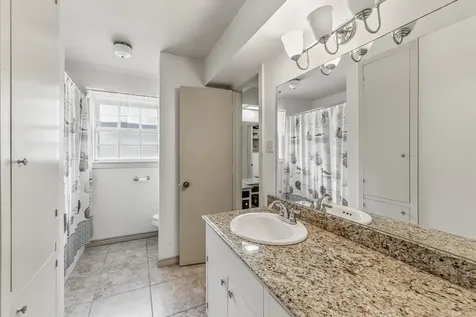 1100 Broadmoor Drive Bryan TX 77802