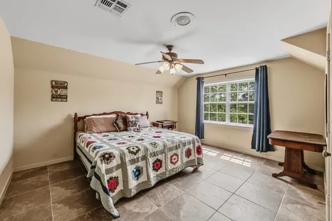 1100 Broadmoor Drive Bryan TX 77802