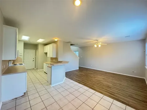 5711 Vinemont Lane Houston TX 77084