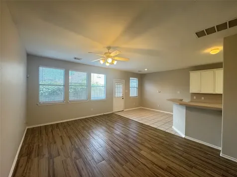 5711 Vinemont Lane Houston TX 77084