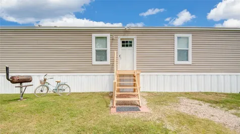5366 West Belt Brazoria TX 77422