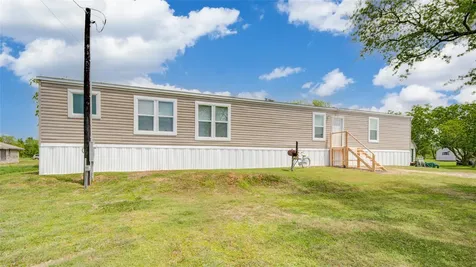 5366 West Belt Brazoria TX 77422