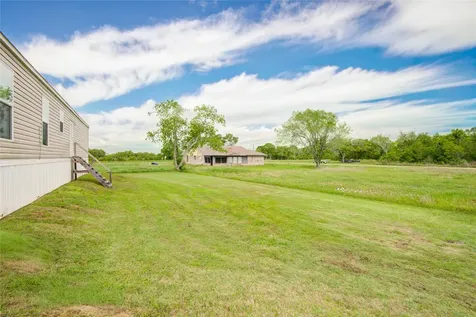 5366 West Belt Brazoria TX 77422