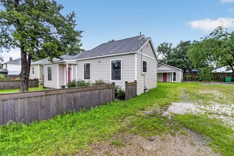 428 Van Molan Street Houston TX 77022