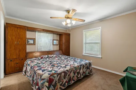 5007 Creekbend Drive Houston TX 77035