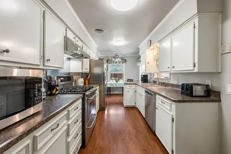 5007 Creekbend Drive Houston TX 77035